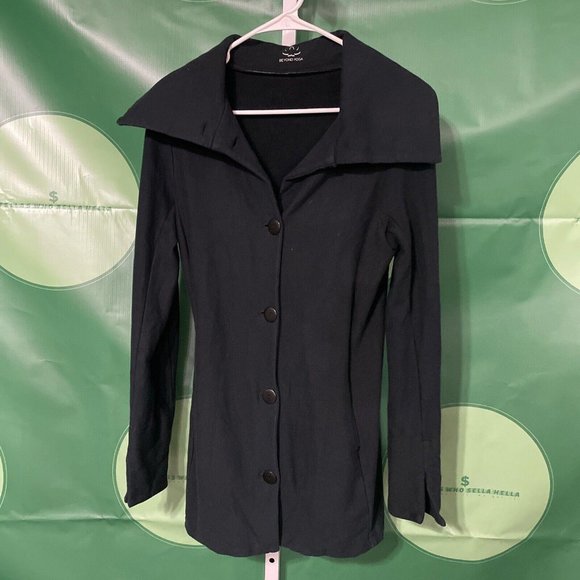Beyond Yoga Size Small Navy Athletic Coat - EUC - Picture 1 of 9